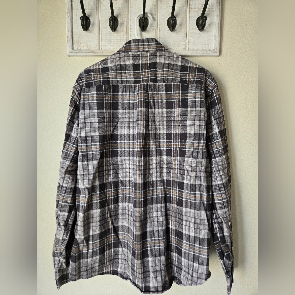 Men's Eddie Bauer Plaid Shirt - Picture 3 of 3